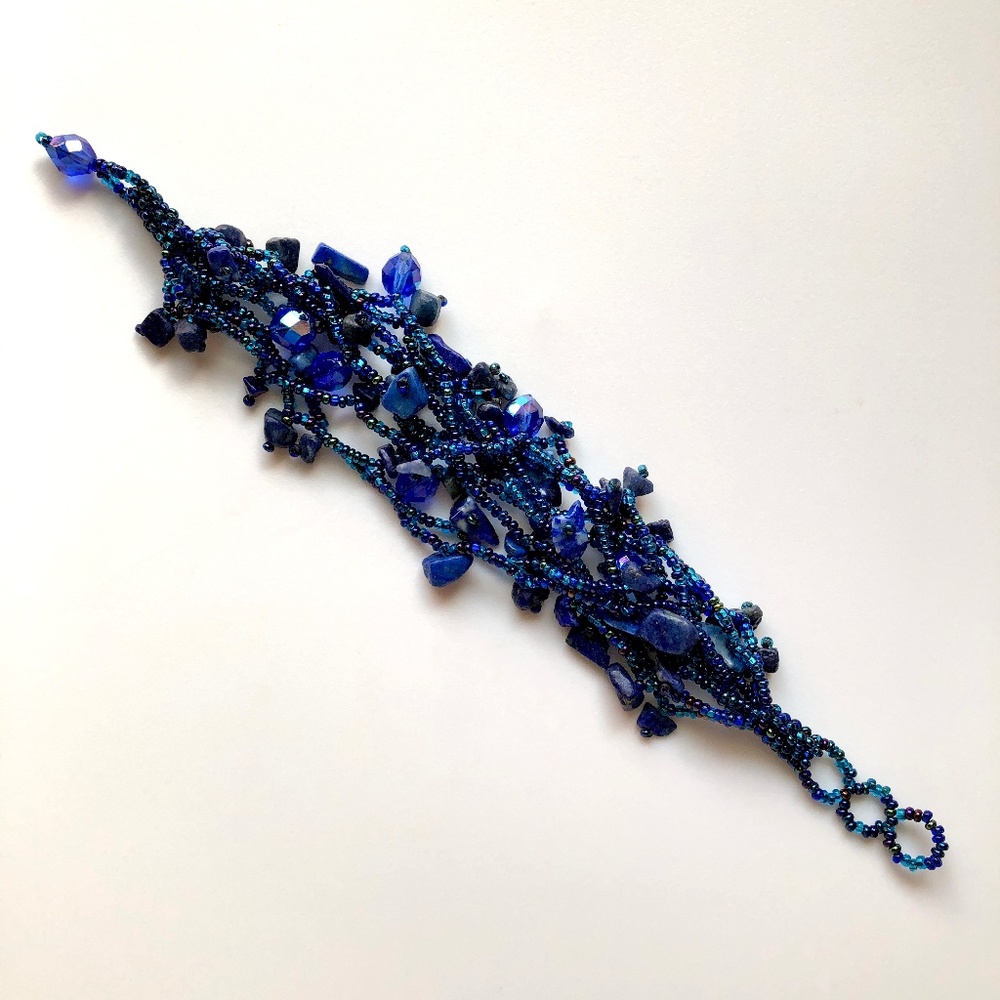 HANDMADE Lapis Lazuli Pebble Seed Crystal Bead Beaded Bracelet Peacock Blue NEW!